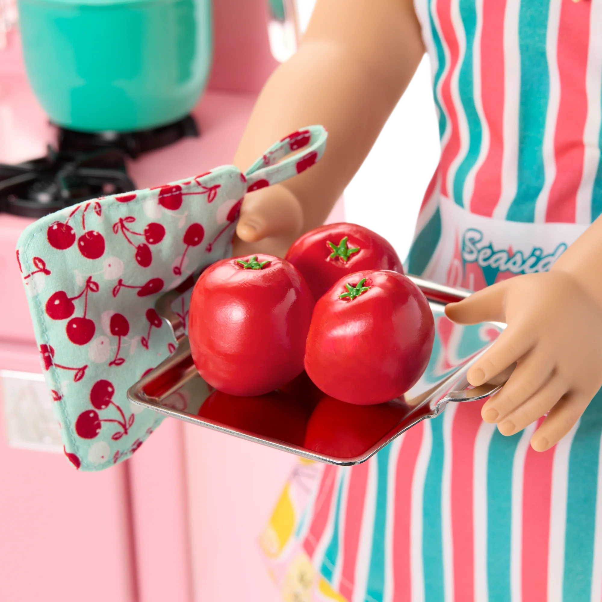 Maryellen’s™ Vintage Stove & Accessories for 18-inch Dolls (Historical Characters)